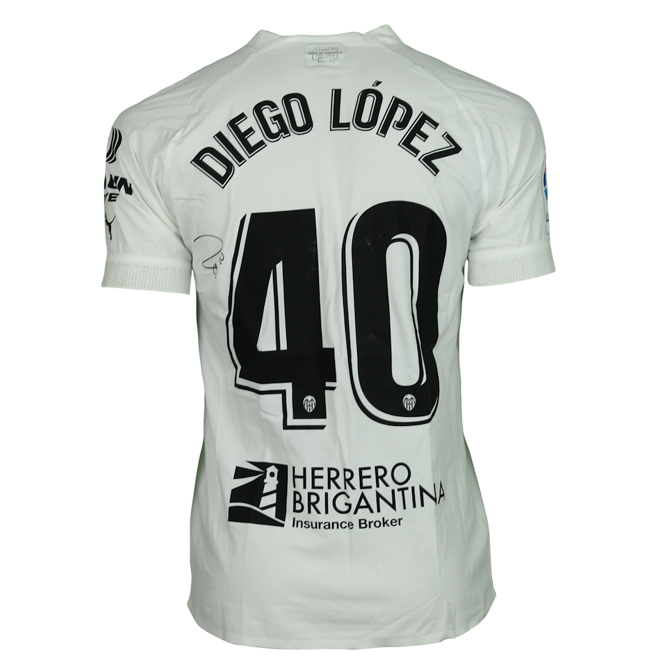 Diego López Noguerol Valencia CF shirt