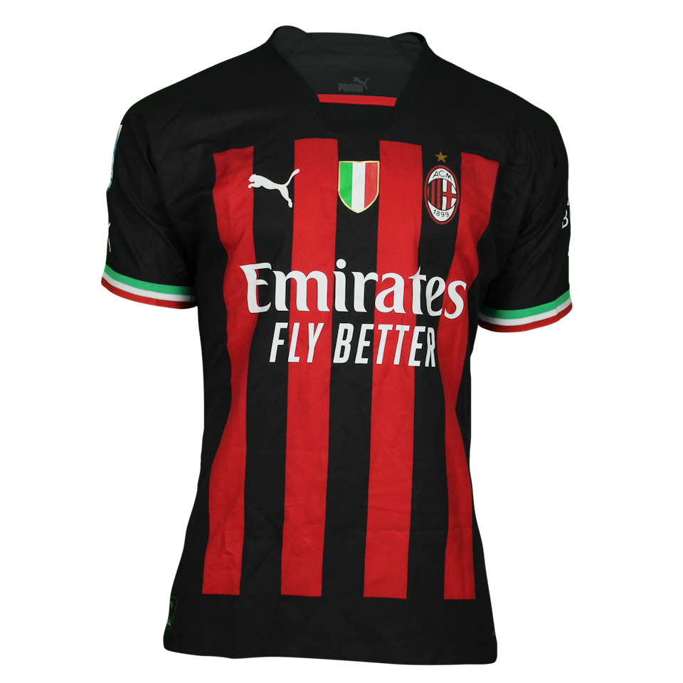 Sandro Tonali AC Milan のシャツ