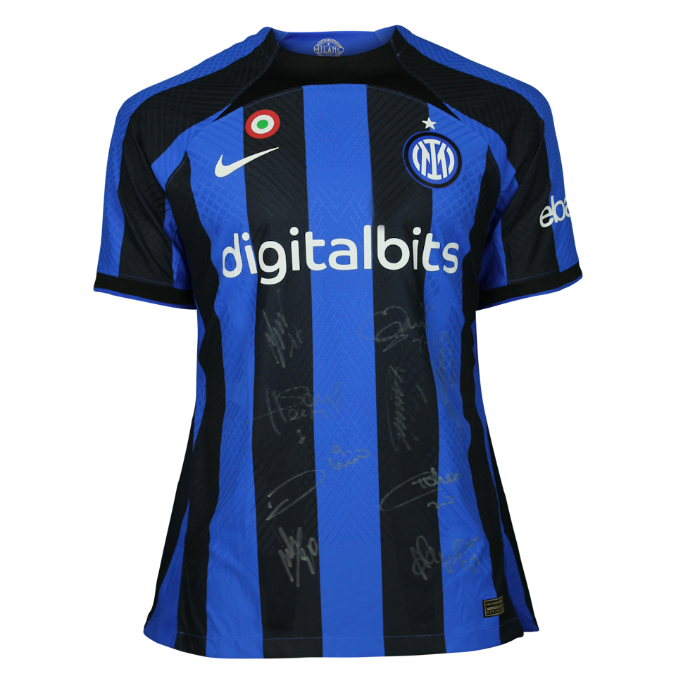 Squad Signed Shirt | Inter Milan