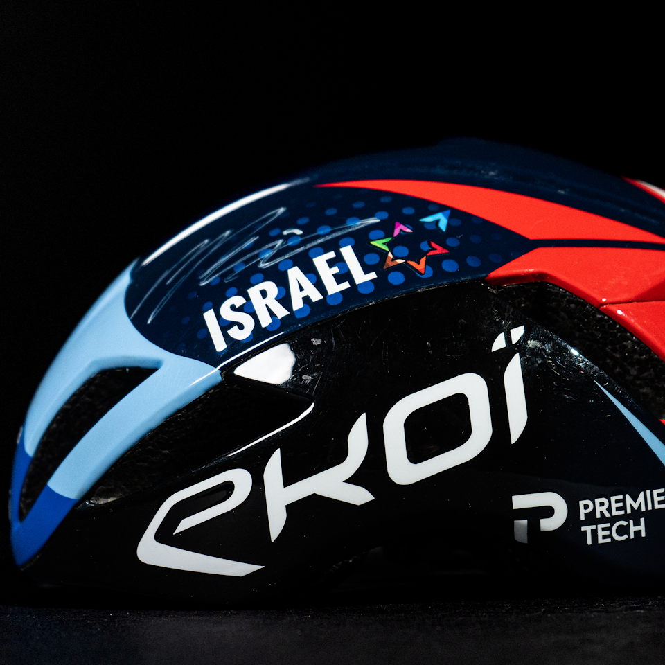 Limited-edition Giro d’Italia Helmet - Matthew Riccitello 