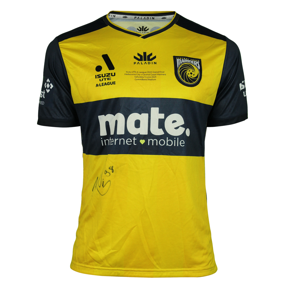 Marco Túlio Central Coast Mariners shirt