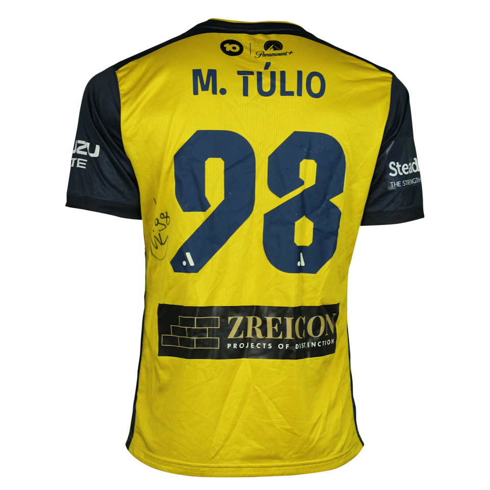 Marco Túlio Central Coast Mariners shirt