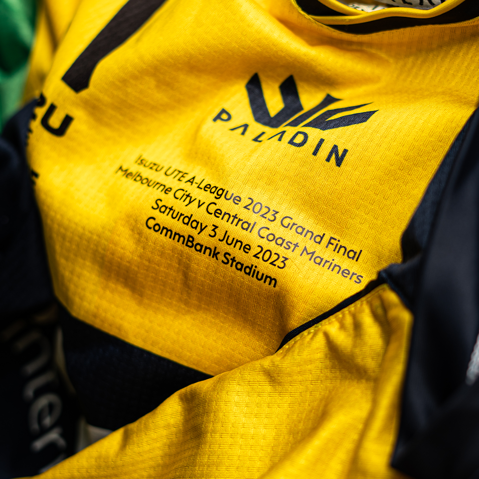 Marco Túlio Central Coast Mariners shirt