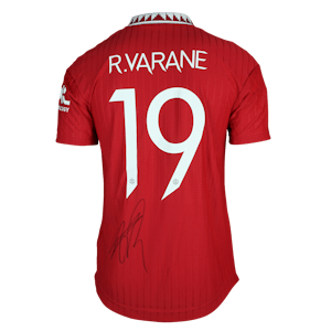 Raphaël Varane Manchester United shirt