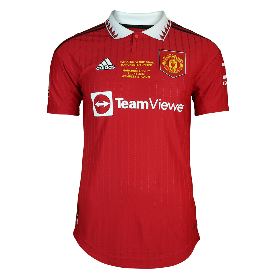 Aaron Wan-Bissaka Manchester United shirt
