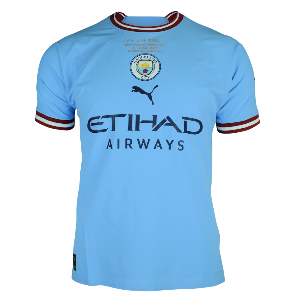 Julián Alvarez Manchester City shirt