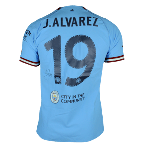 Julián Alvarez Manchester City shirt
