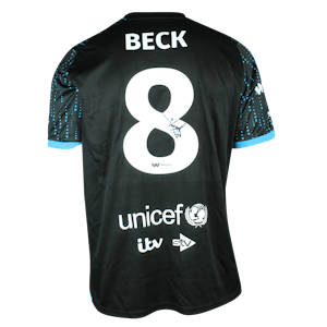 Noah Beck