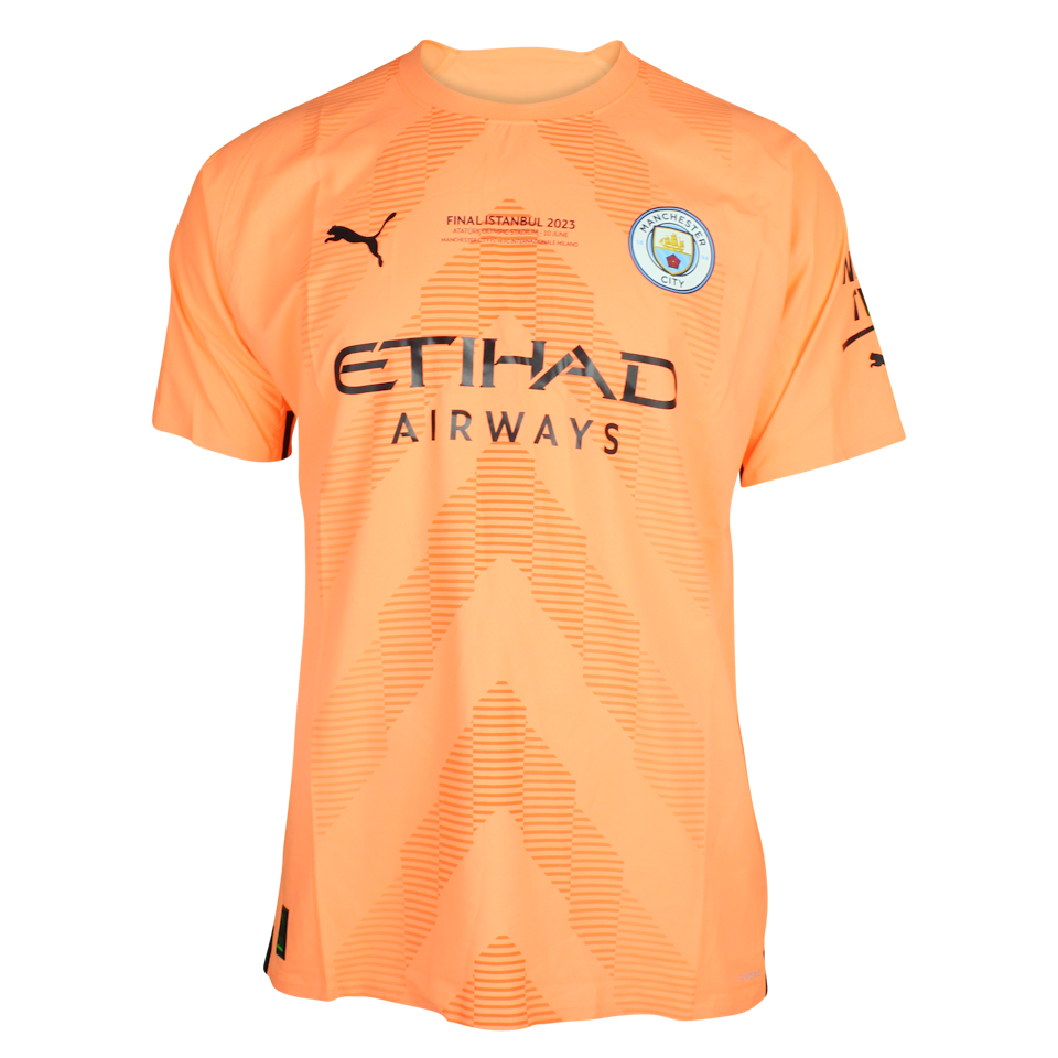 Scott Carson Manchester City shirt