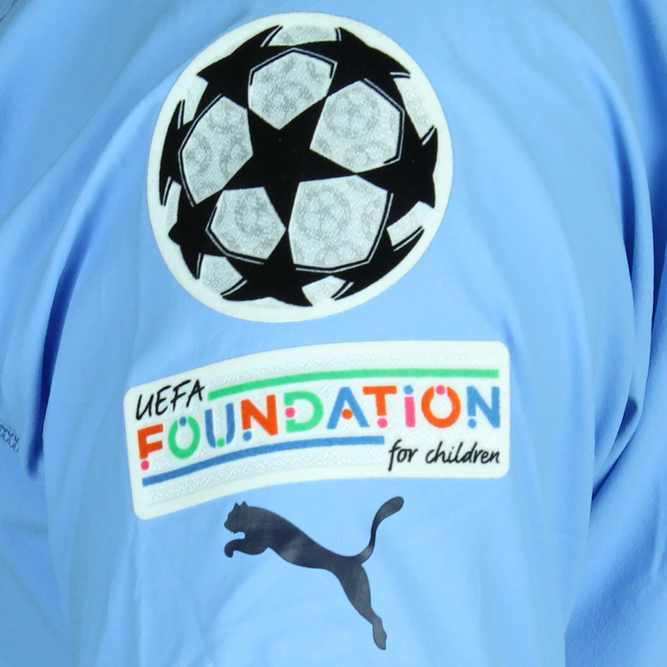 Maillot de Maximo Perrone (Manchester City)