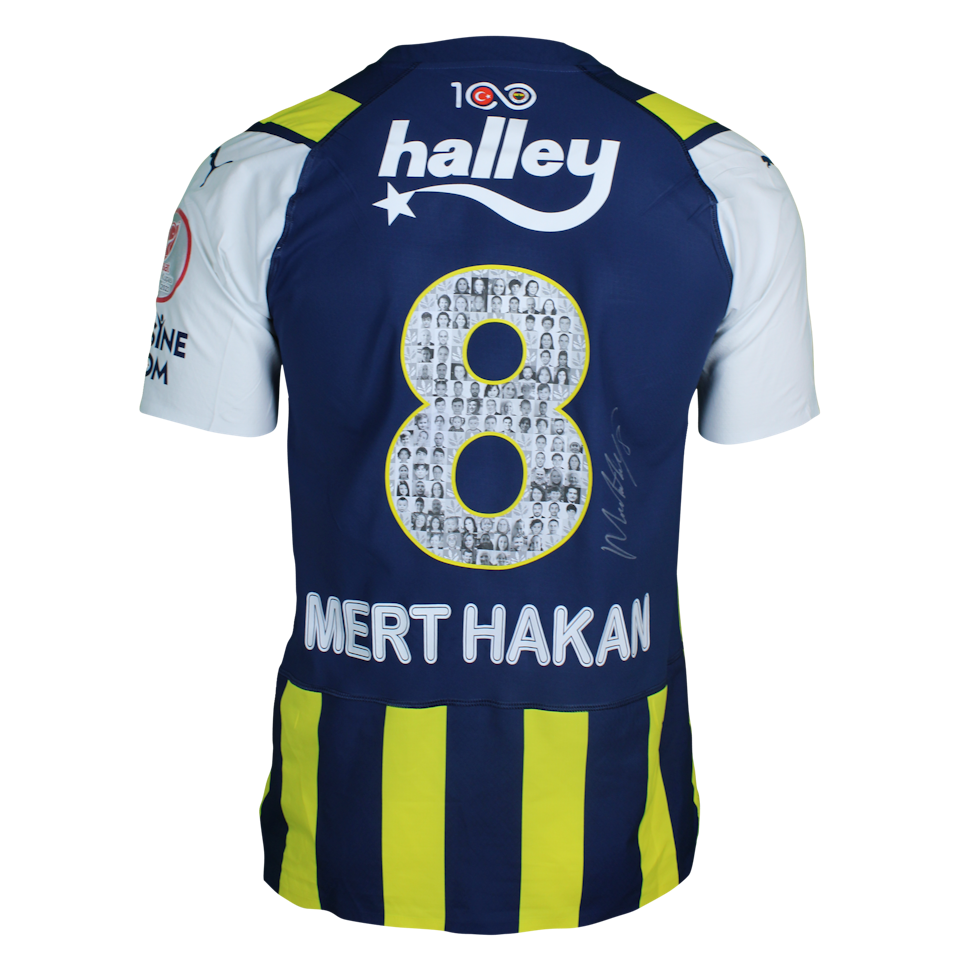 Mert Hakan Yandaş Fenerbahçe shirt