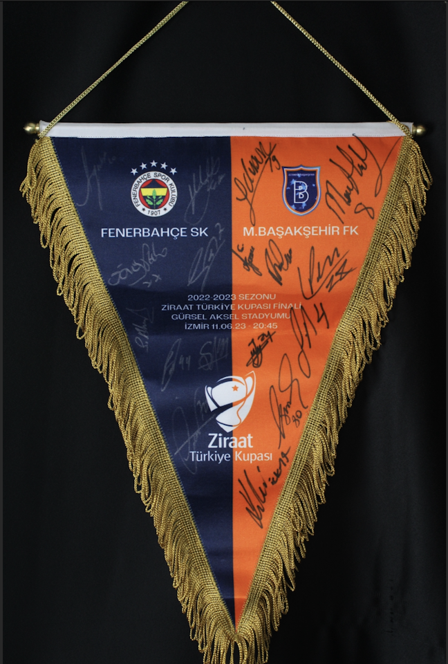 Squad Signed Match Pennant