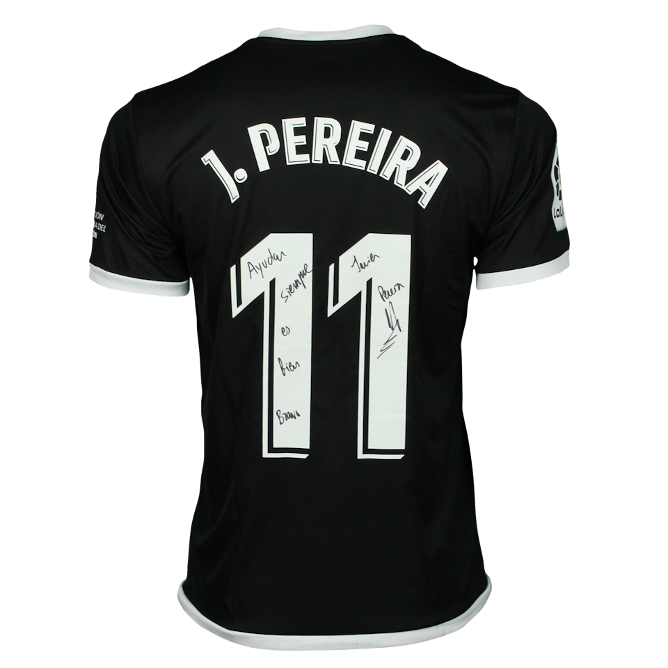 Javier Pereira | Premios Platino