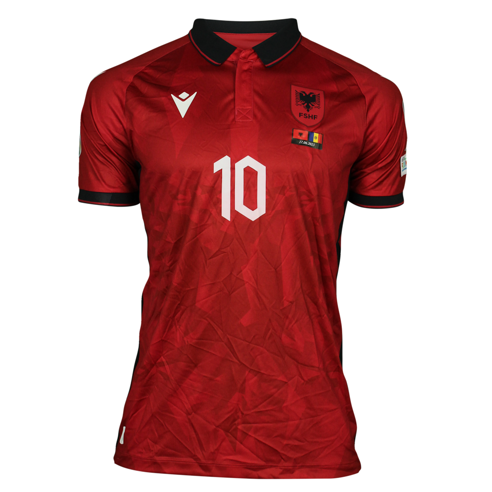 Armando Sadiku Albania shirt
