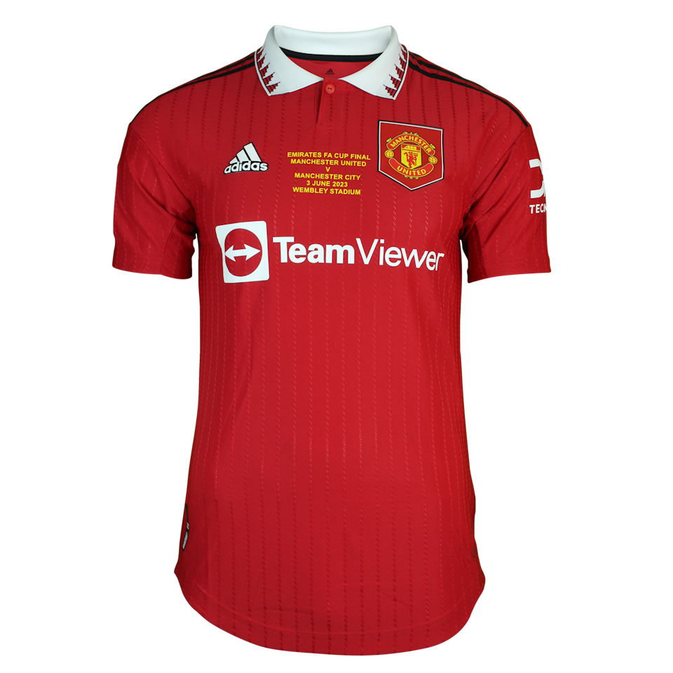 Bruno Fernandes Manchester United shirt
