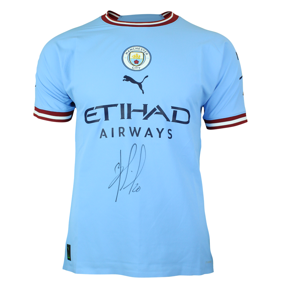 Bernardo Silva Manchester City shirt