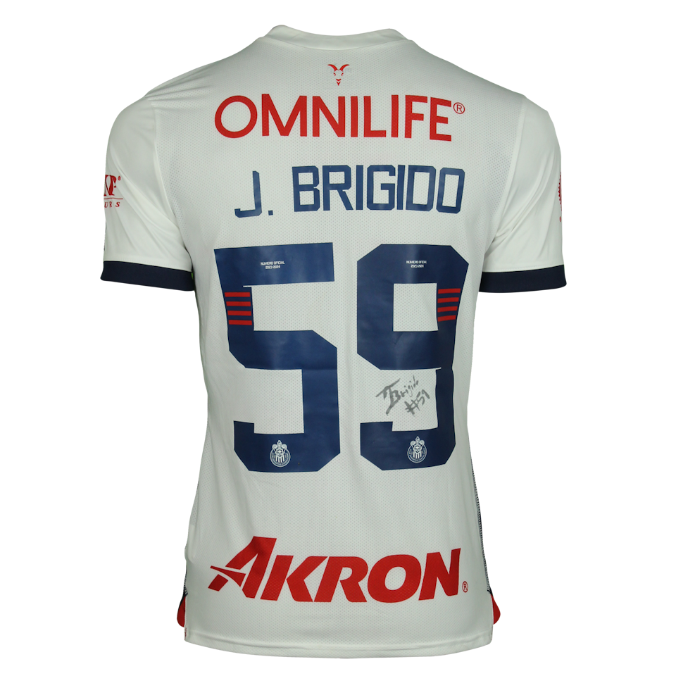 Juan Jesús Brigido Chen Chivas Guadalajara shirt