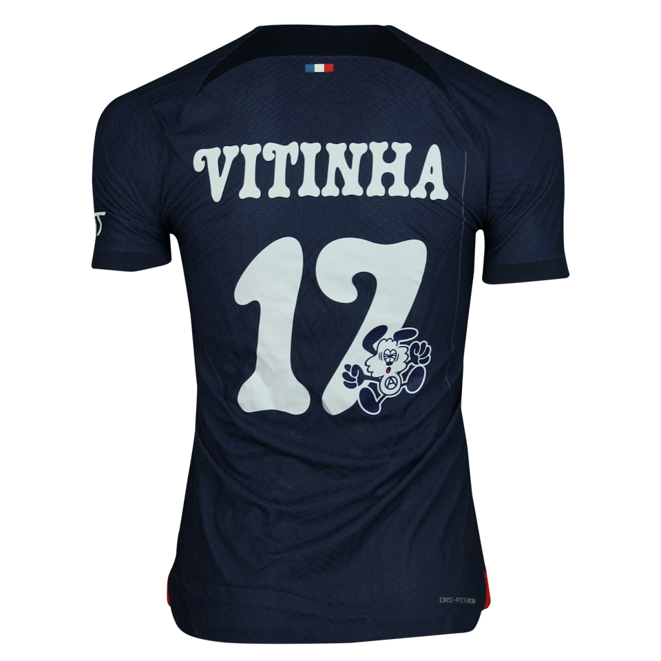 Vitinha Paris Saint-Germain shirt