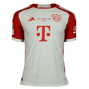 Noussair Mazraoui Bayern München shirt
