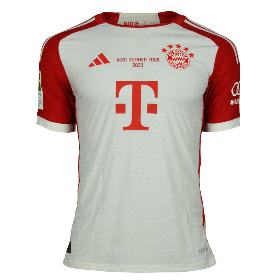 Noussair Mazraoui Bayern München shirt