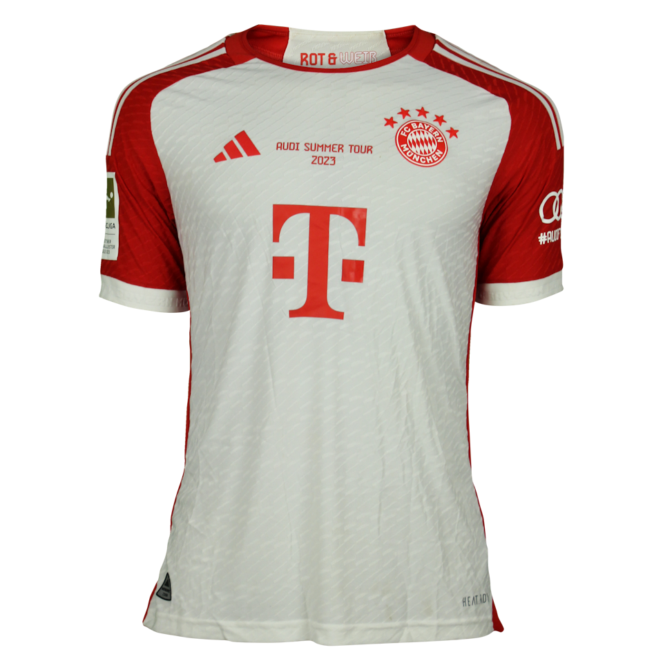 Dayot Upamecano Bayern München shirt