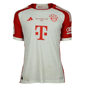 Ryan Gravenberch Bayern München shirt