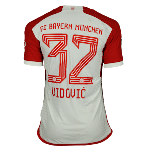 Gabriel Vidović Bayern München jersey
