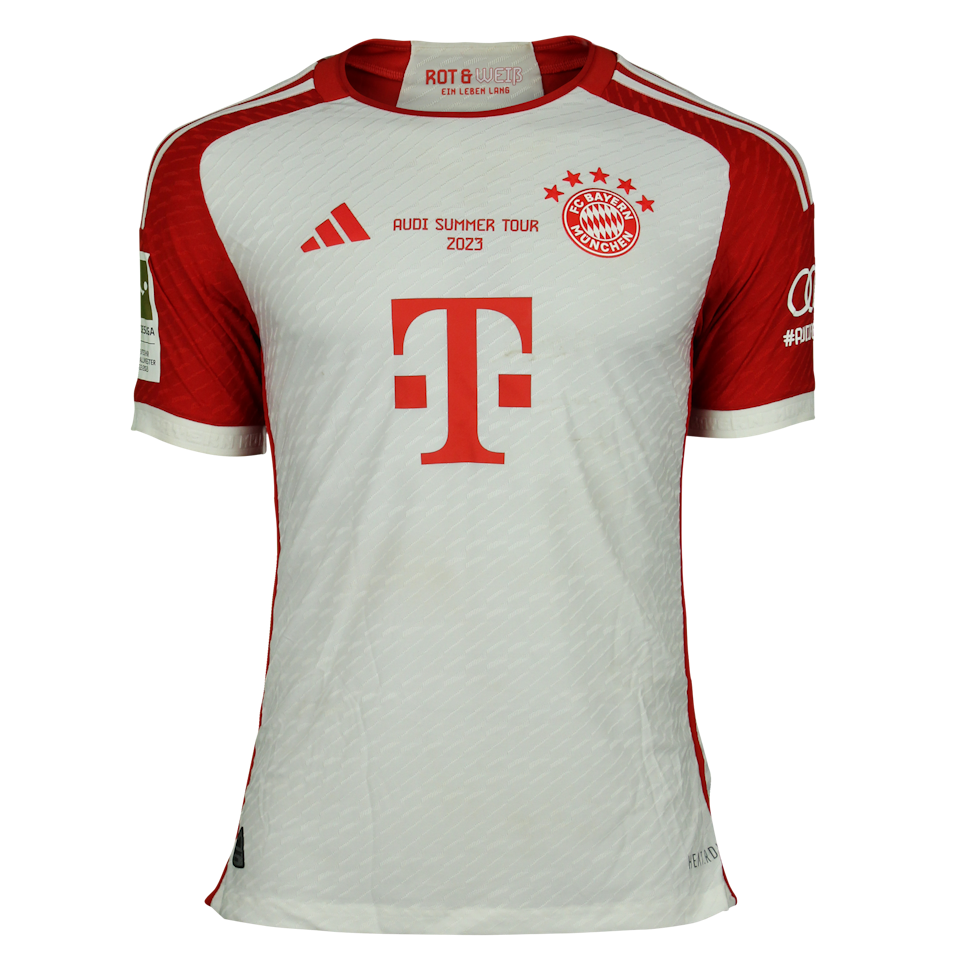 Gabriel Vidović Bayern München jersey