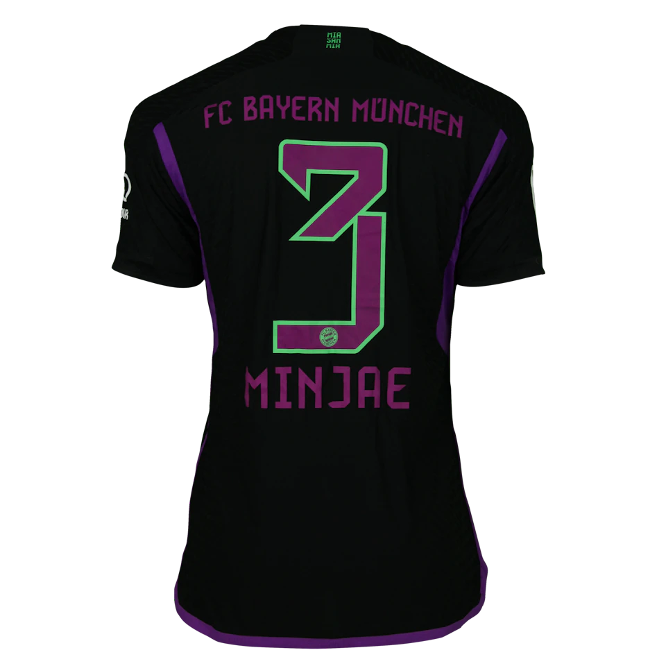 来自FC Bayern München的Min-jae Kim 김민재球衣