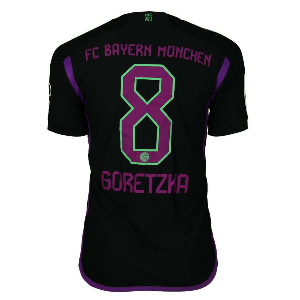 Leon Goretzka Bayern München jersey