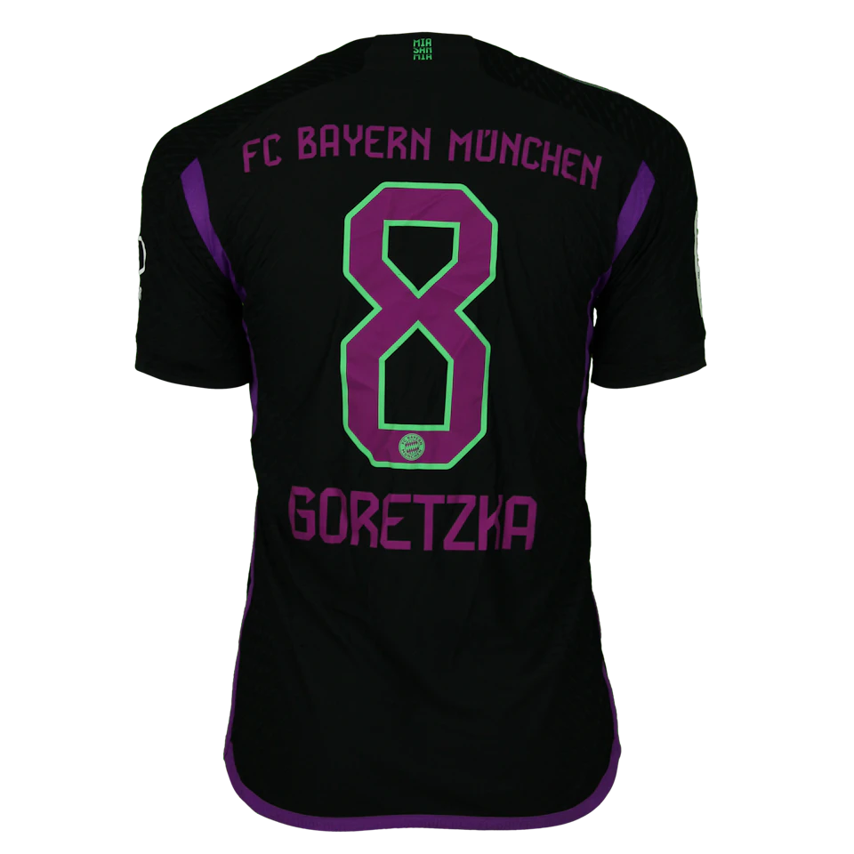 FC Bayern München-Trikot von Leon Goretzka
