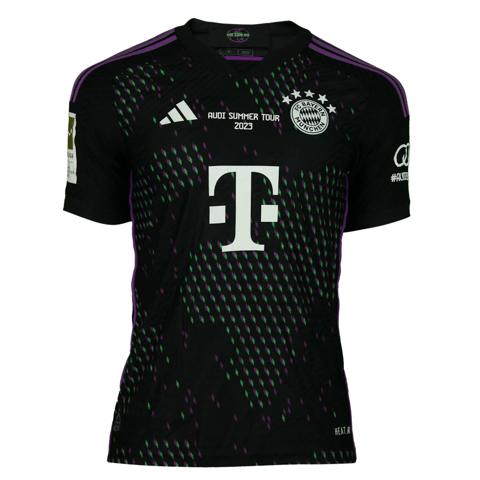 FC Bayern München-Trikot von Leon Goretzka