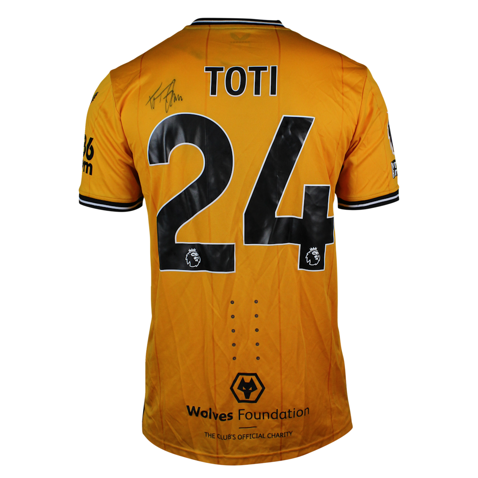 Toti Gomes Wolverhampton Wanderers shirt