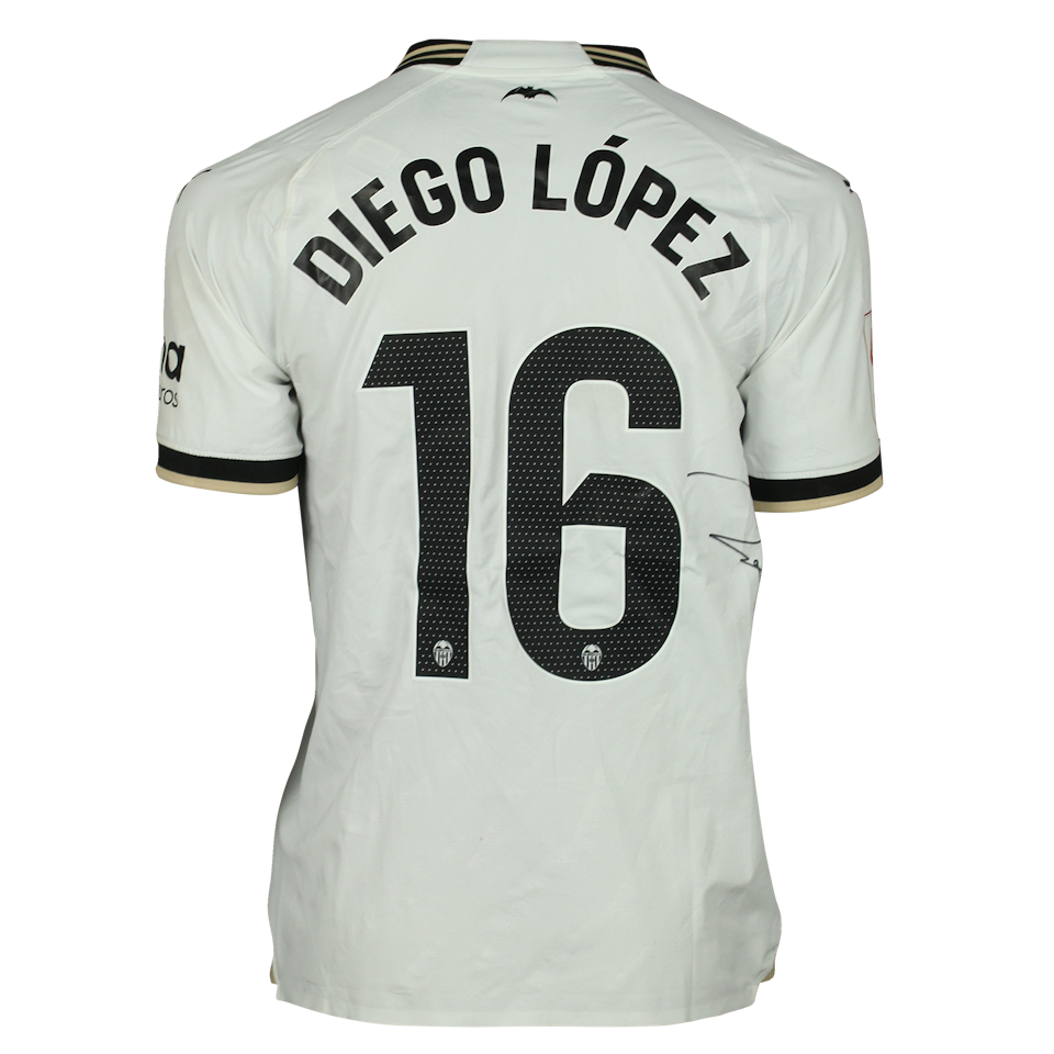 Diego López Noguerol Valencia CF shirt