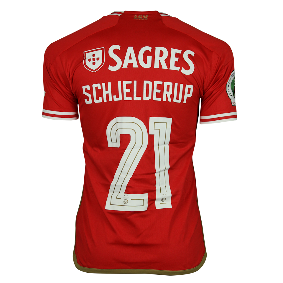 Andreas Schjelderup SL Benfica forması