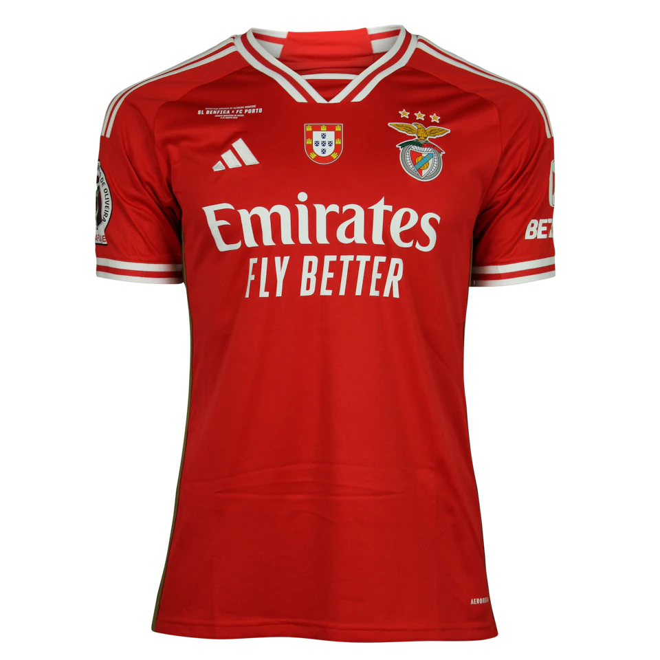 João Victor SL Benfica shirt