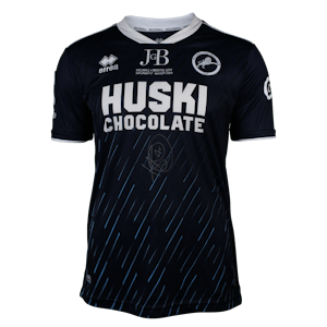 Shaun Hutchinson Millwall shirt