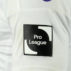 Alexis Flips RSC Anderlecht shirt