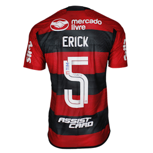 Erick Pulgar Flamengo camisa.
