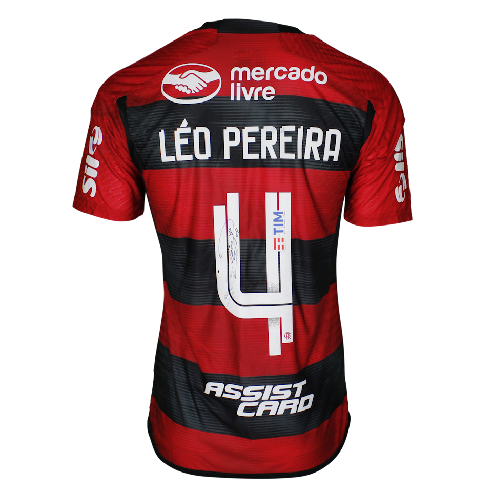 Léo Pereira Flamengo shirt