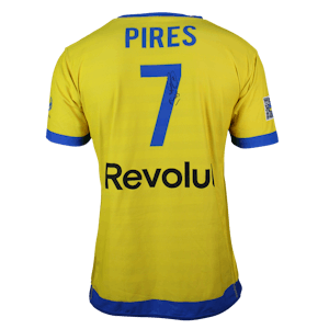 Robert Pires