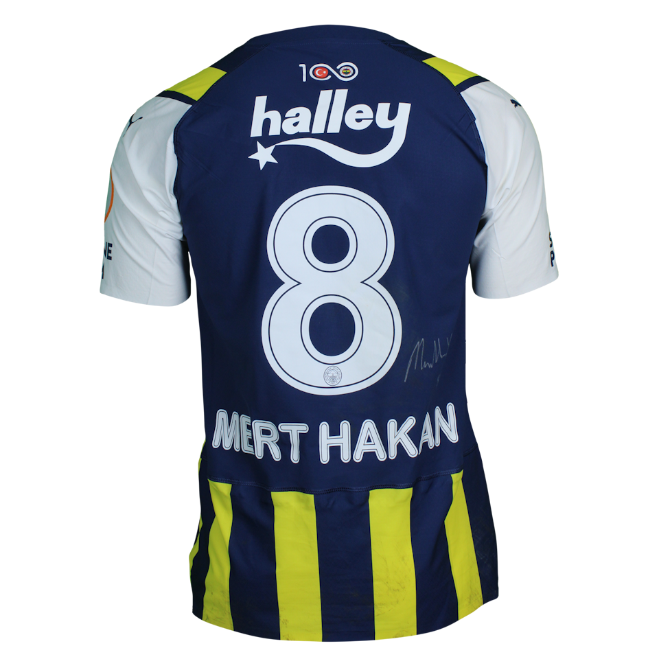 Mert Hakan Yandaş Fenerbahçe shirt