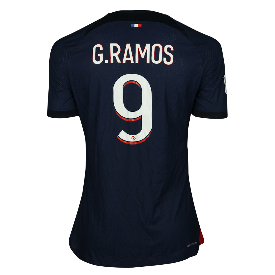 Paris Saint-Germain 팀의 Goncalo Ramos 셔츠