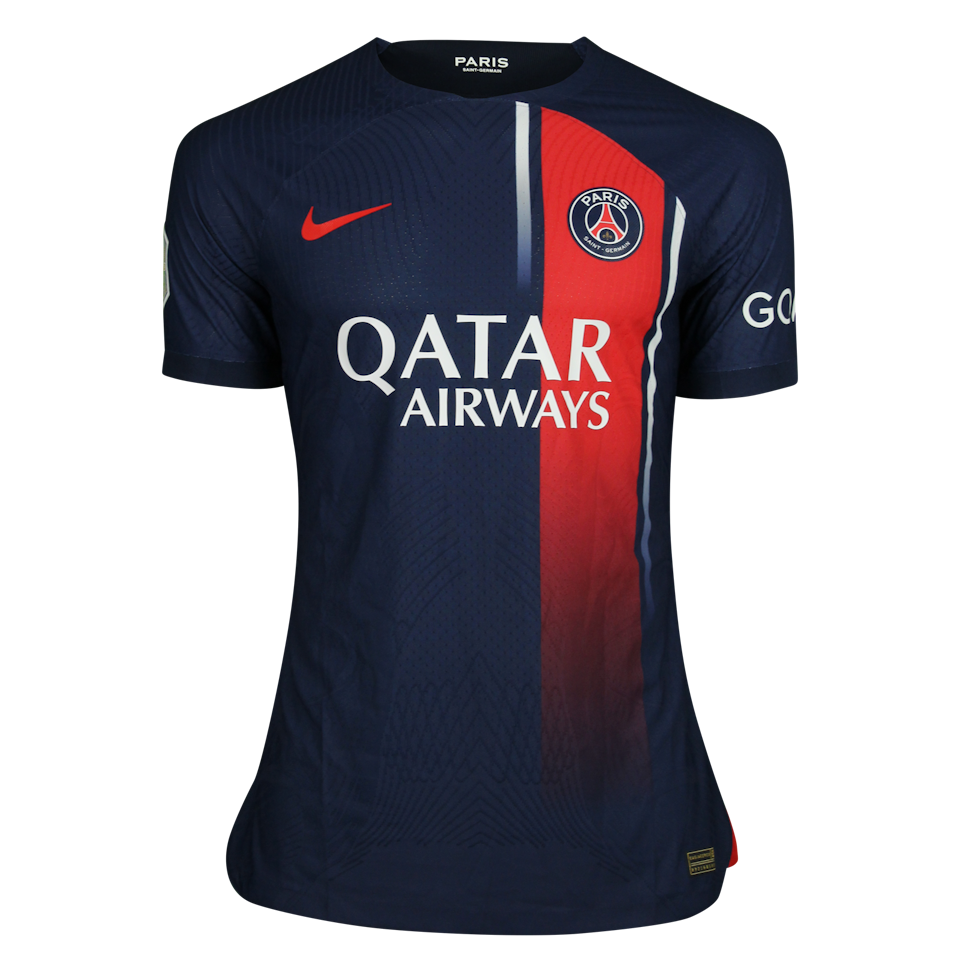Hugo Ekitike Paris Saint-Germain forması