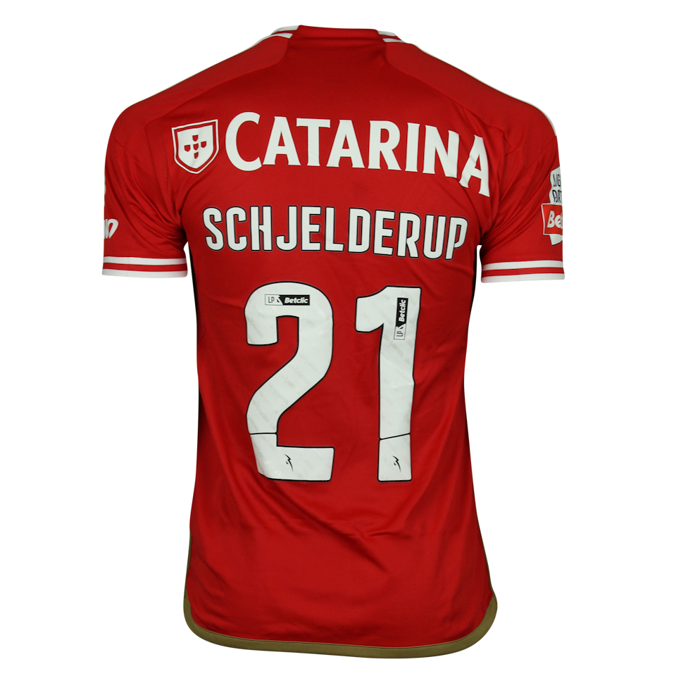 Andreas Schjelderup SL Benfica forması