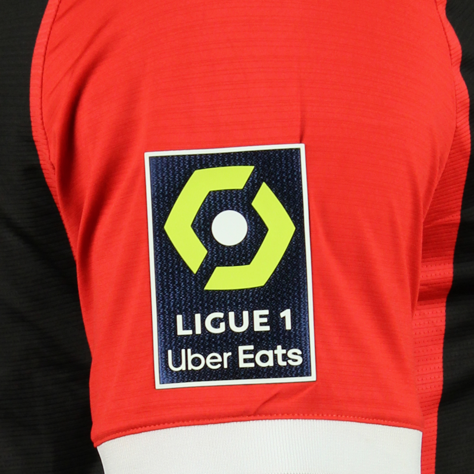 Evann Guessand OGC Nice forması