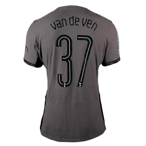 Mickey van de Ven Tottenham Hotspur shirt