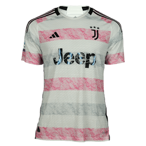 Weston McKennie Juventus FC shirt
