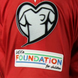 Kristjan Asllani Albania shirt