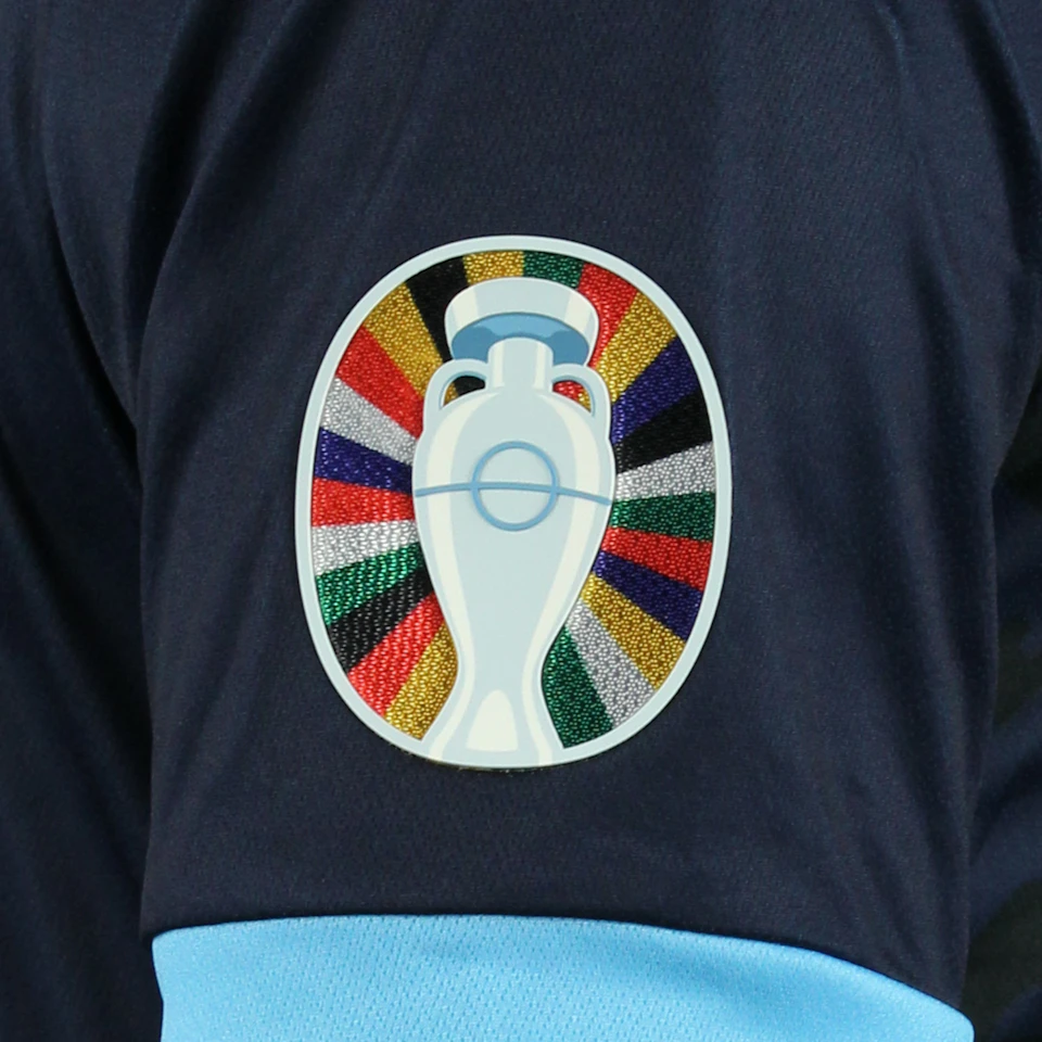 San Marino-Trikot von Adolfo Josè Hirsch
